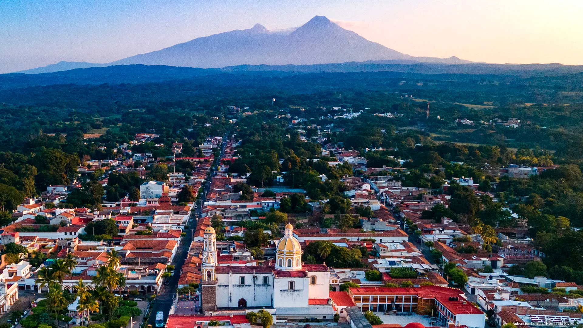 Comala — vista panorámica destacada