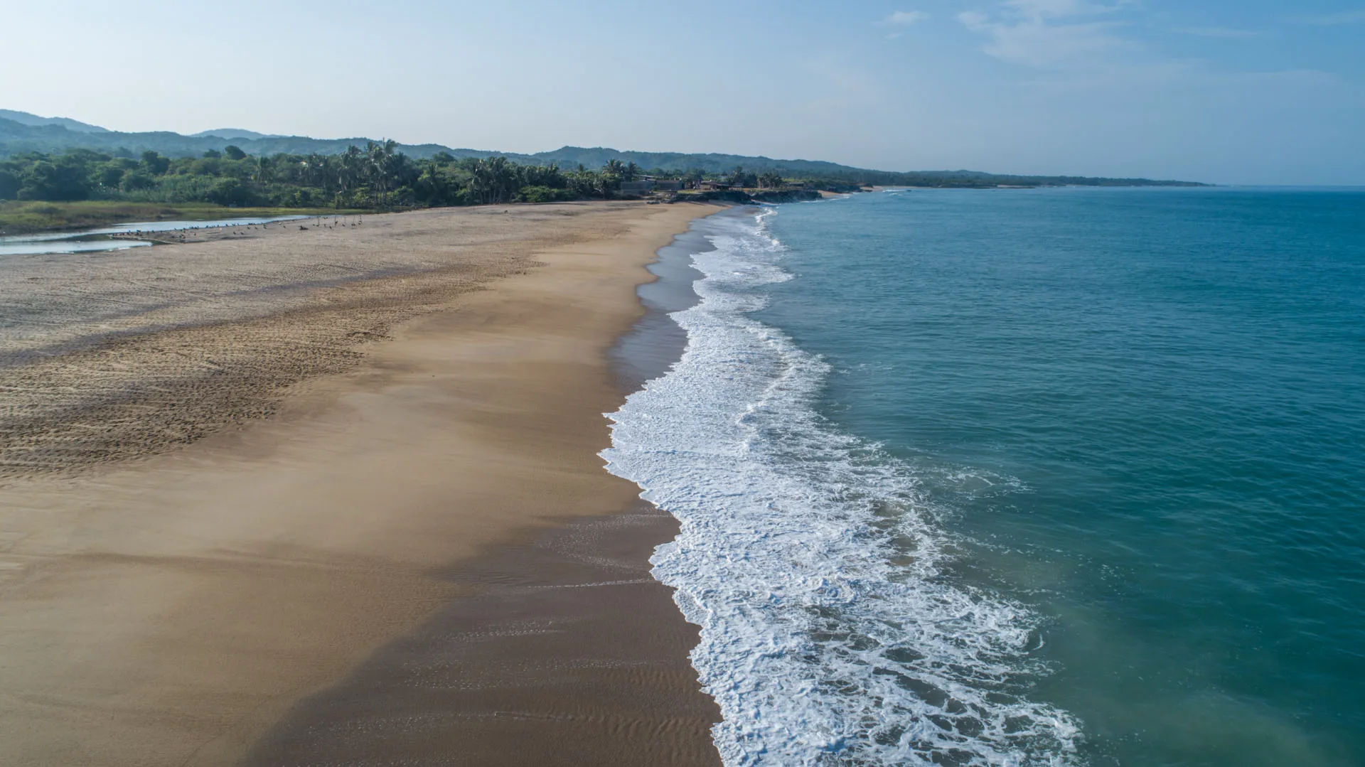 Ixtapilla — playa en Michoacán