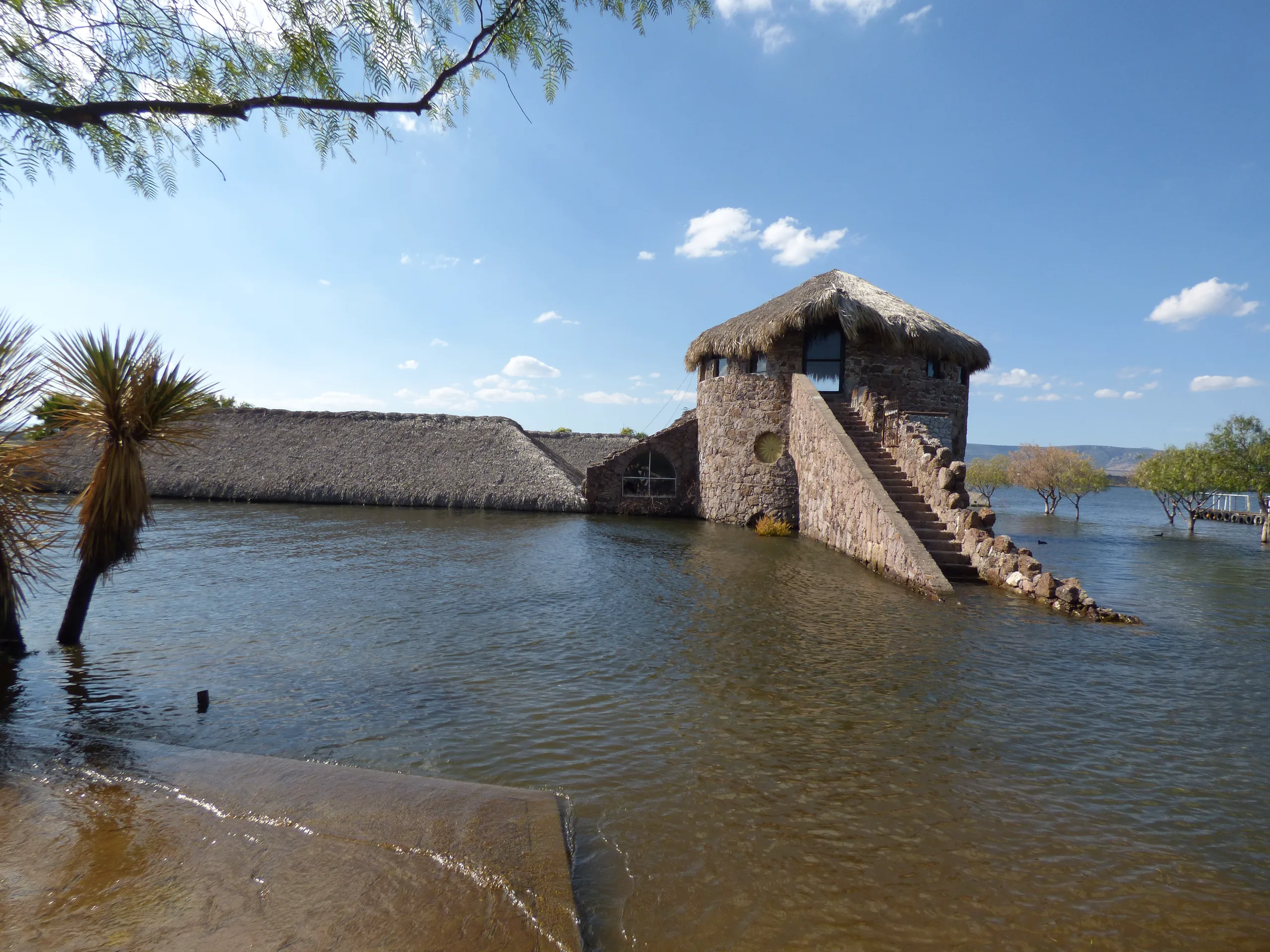 Presa Calles — Lagos y lagunas