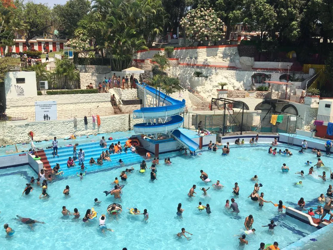 Aguas Termales Agua Tibia — Aguas termales