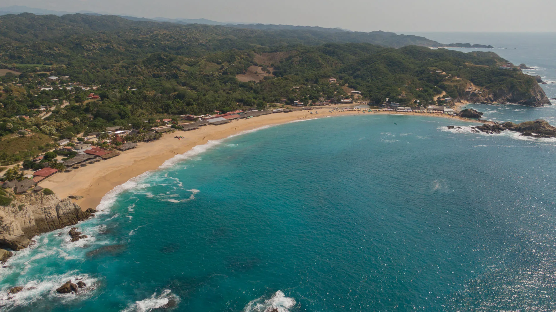 La Ticla — playa en Michoacán