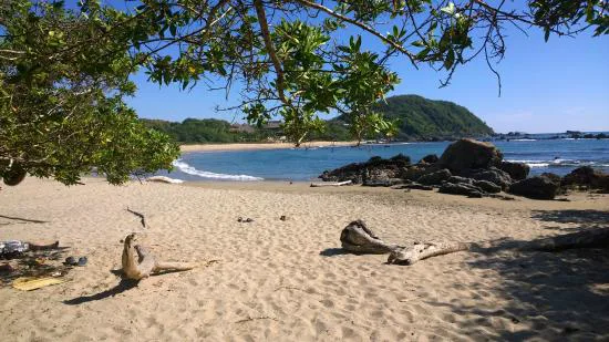 Playa Troncones — foto 2